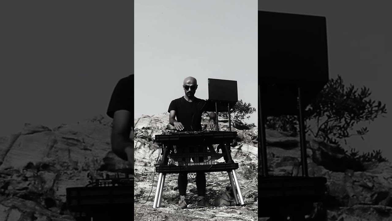 Andre Kraml feat. Schad Privat - Safari (James Holden Remix)