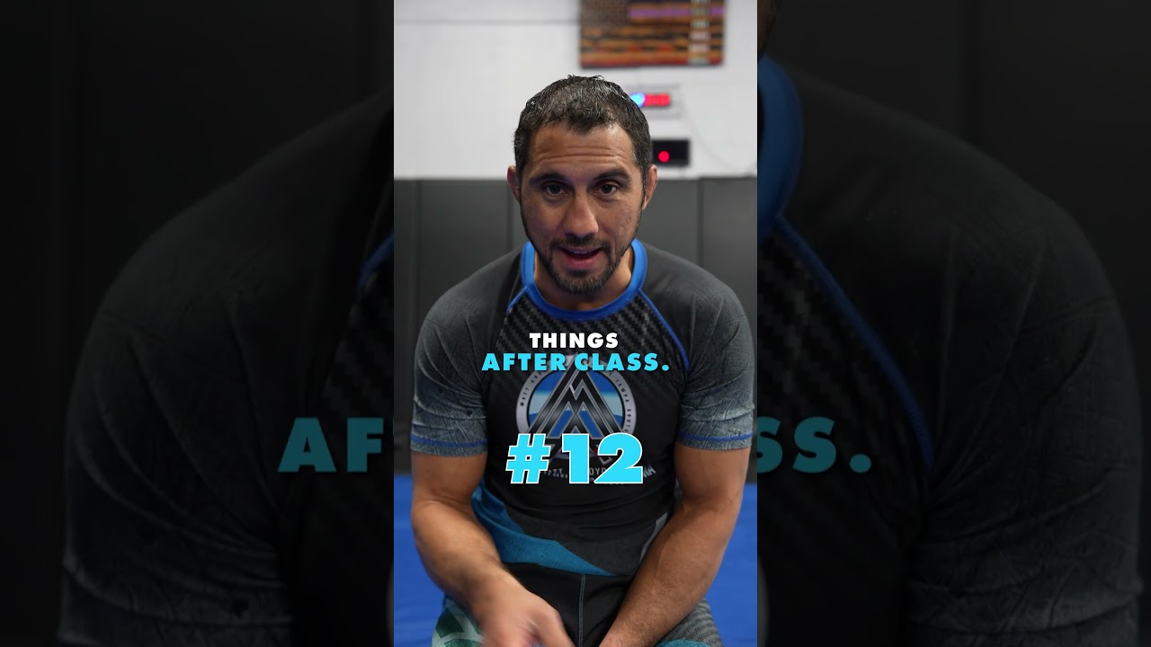 Never do this when rolling with a woman! #jiujitsu