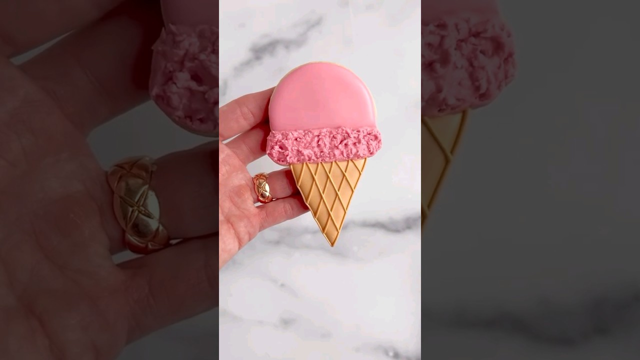 Make a cup-shaped Cake #art #cake #diy #weddingcake #baking #cakery