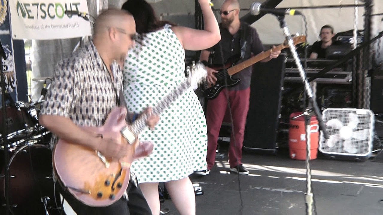 Gracie Curran  - Even With The Rain -2017 Nashoba Valley Blues & Brews Festival