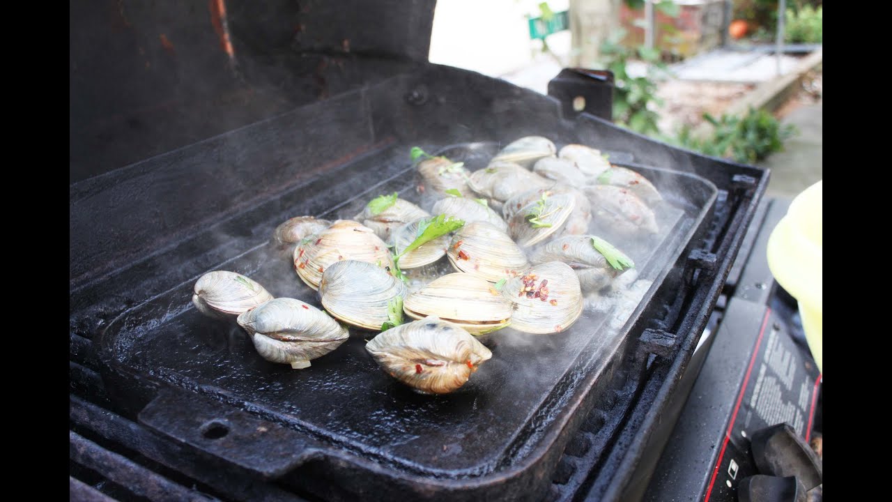 Clams on the BBQ - OrsaraRecipes