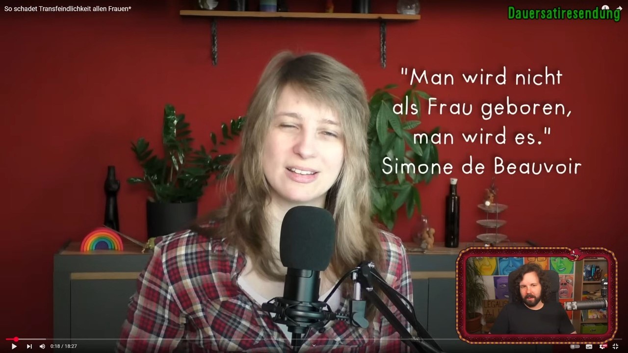 Frau erkl&auml;rt Frauen, was Frauen sind