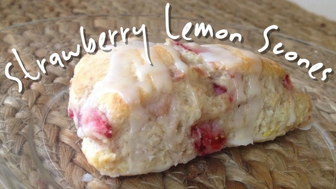 Strawberry Lemon Scones | Peaches and Cream