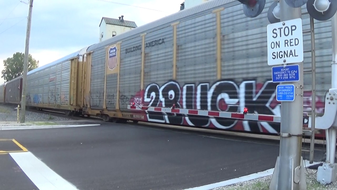 CSX Auto Rack Train Carleton MI 10-01-16