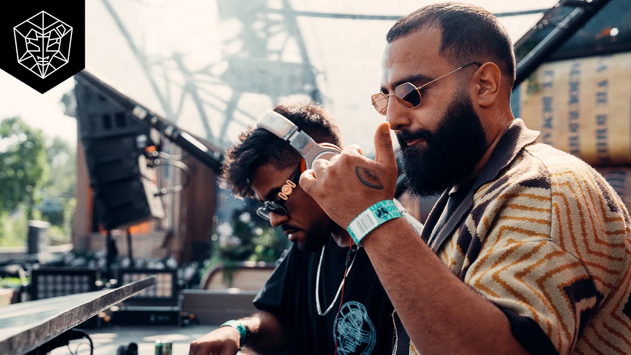 LOOPERS B2B NUZB LIVE @ TOMORROWLAND 2022