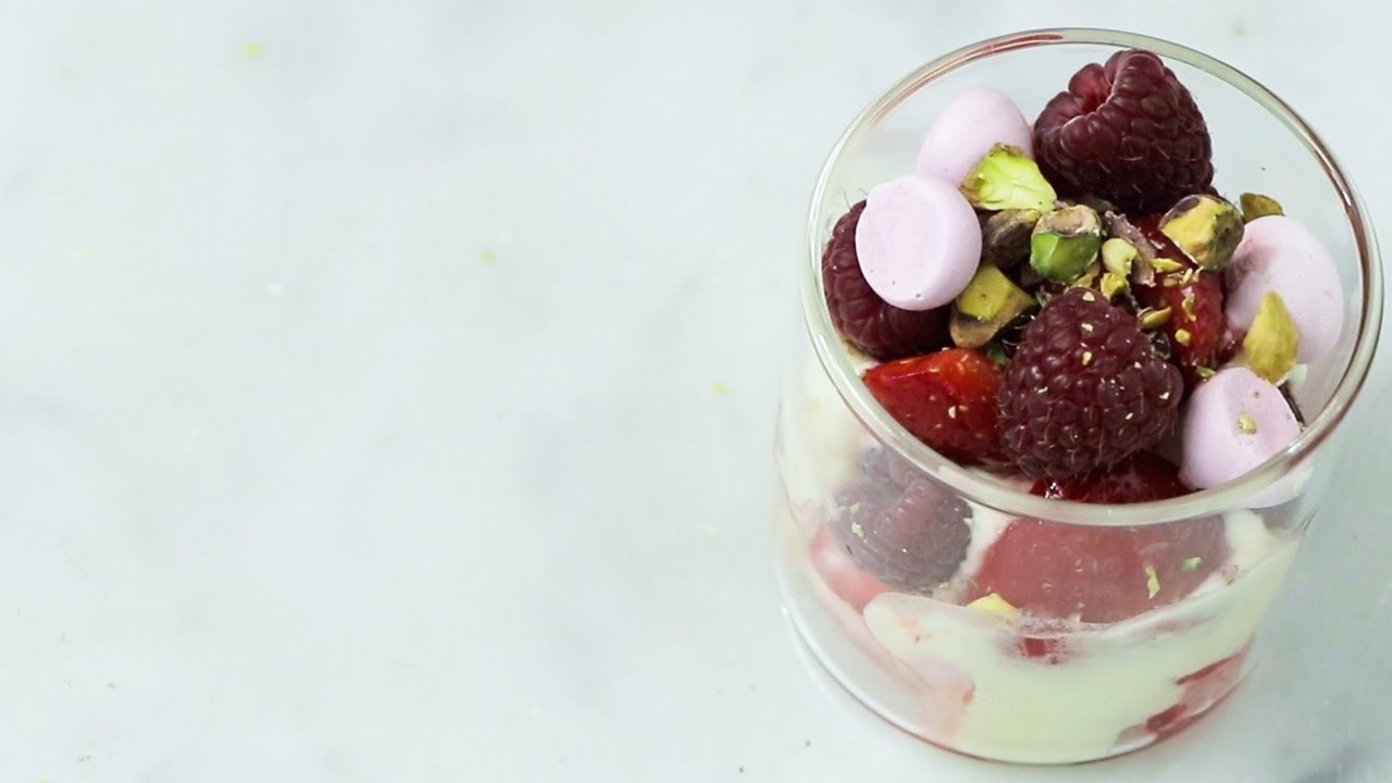 Eton Mess - sommardessert man gör på några minuter