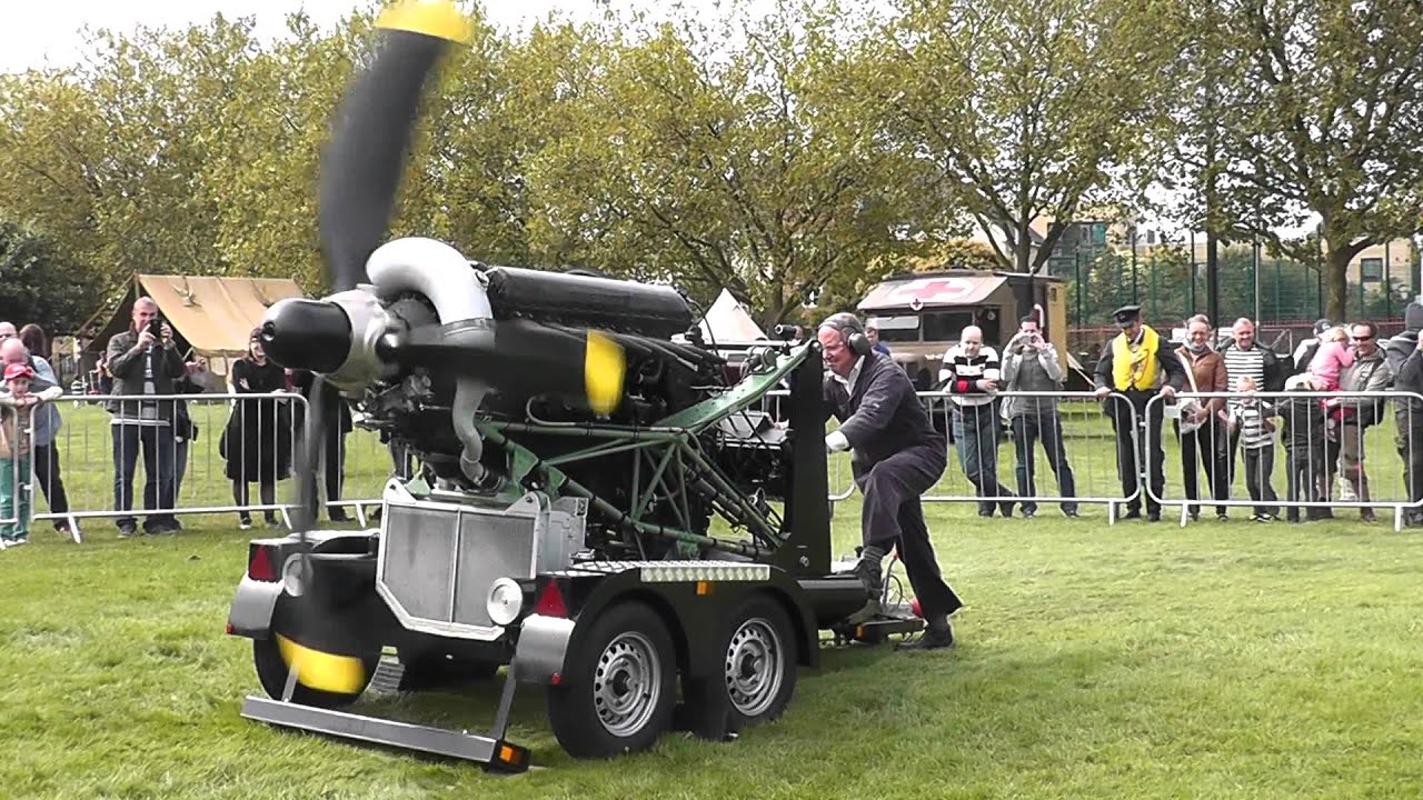 Sound of  Merlin engine