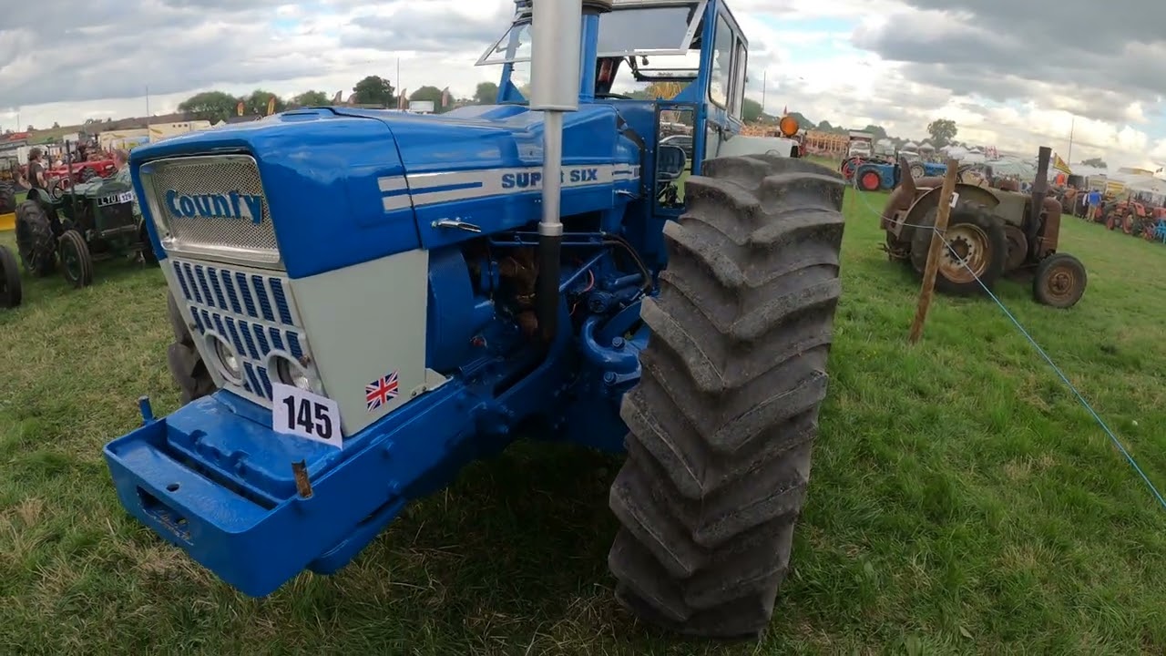 1970 Ford County 1124 Super Six 4WD 6.2 Litre 6-Cyl Diesel Tractor (112HP)