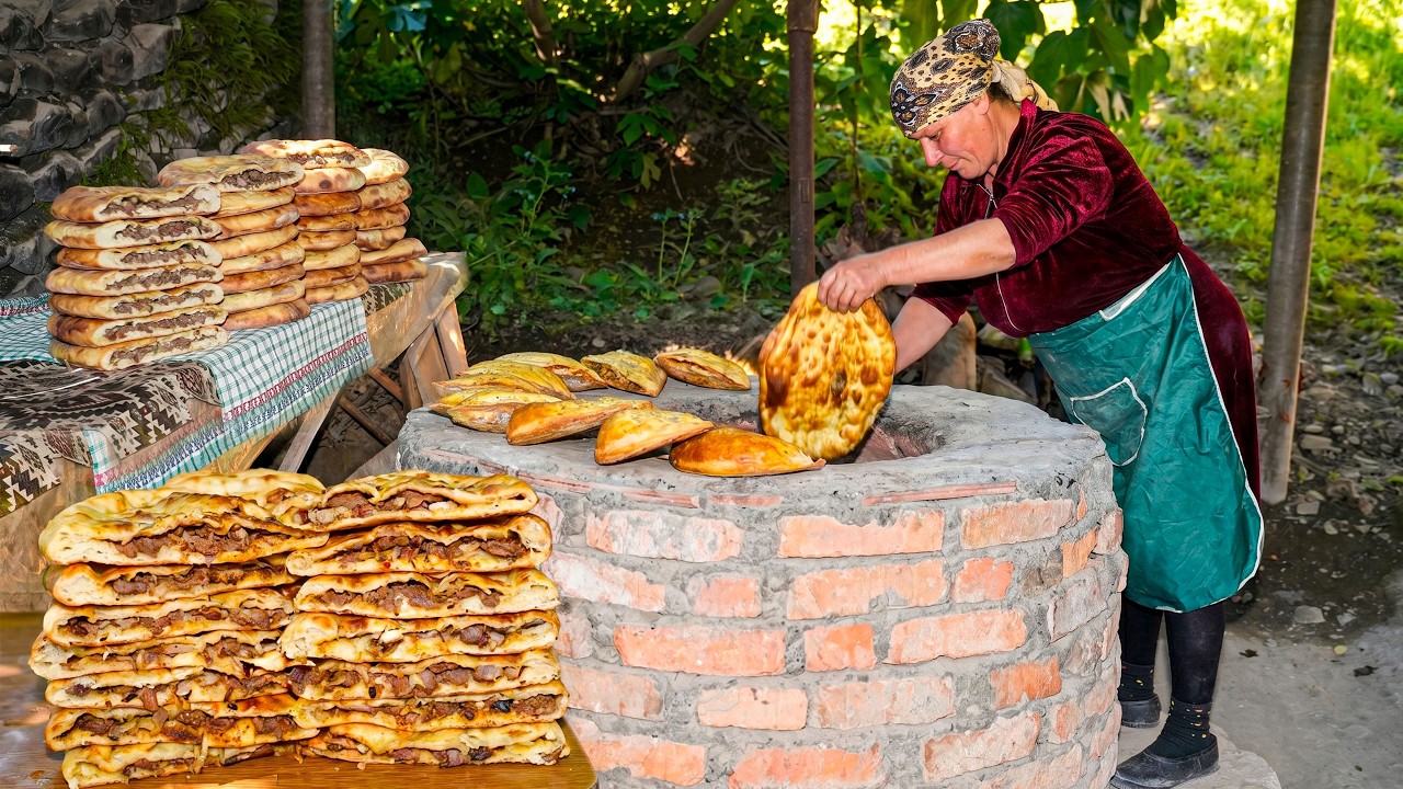 Секретный тандырный хлеб от бабушки с сочной мясной начинкой | Традиционная деревенская кухня
