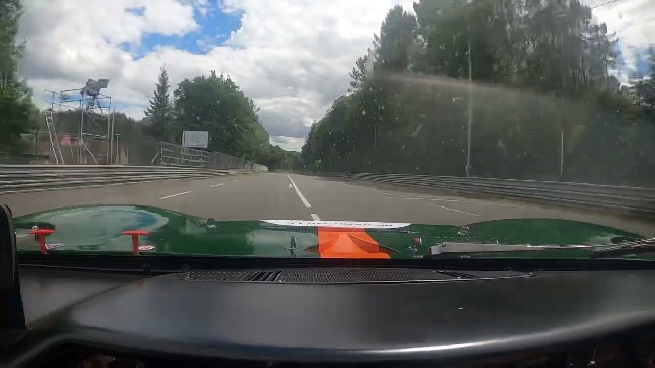 Le Mans Classic 2022 - First lap out - GT40