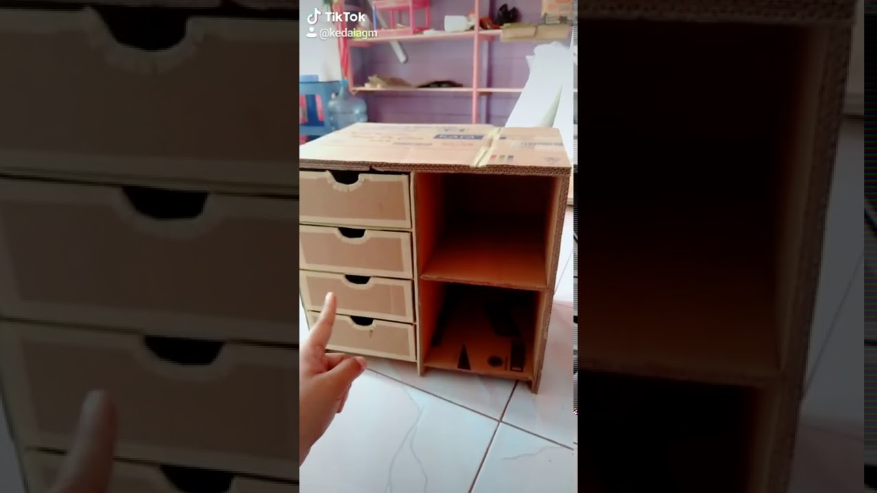 LEMARI SAMPING TEMPAT TIDUR DARI KARDUS
