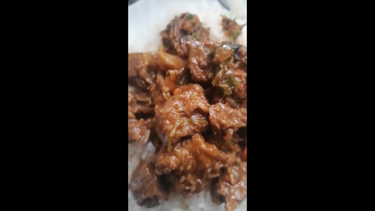 Nelly Acou$tics "In The Kitchen" - Chilli Beef with Rice, and some spice!!!!!!!