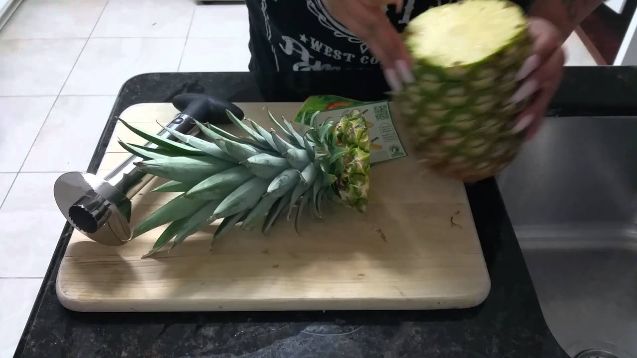 Pineapple Corer Slicer Ring Cutter Peeler Wedge -Review