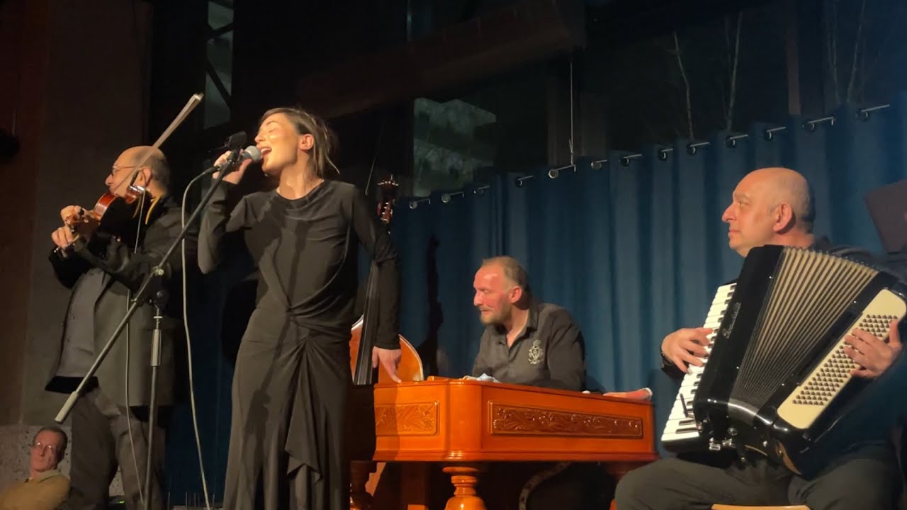 Corina Sîrghi: Cu Lăutarii După Mine - Am Iubit Și-Am Să Iubesc | LIVE @ 14th Lane / 22 mar. 2025