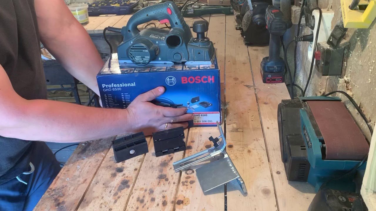Обзор электрического рубанка Bosch Professional GHO 6500, замена ножей на рубанке
