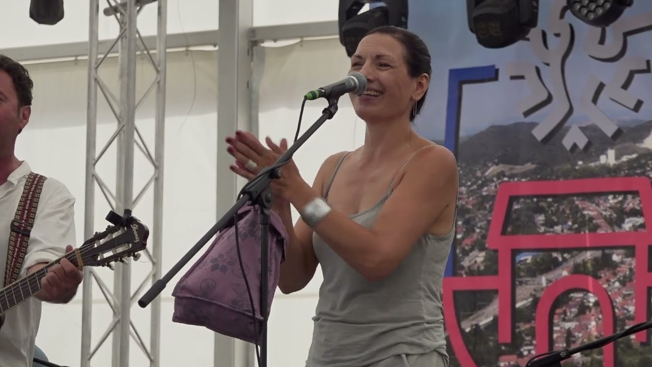 Bog&aacute;r muzsika - gyerekkoncert a V&ouml;r&ouml;sv&aacute;ri Napokon