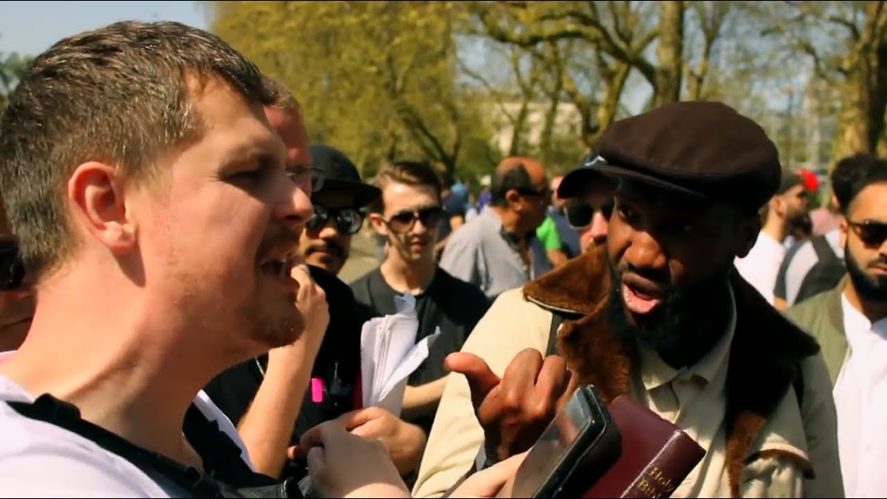Bob Meets Triggered Salafist | Speakers Corner
