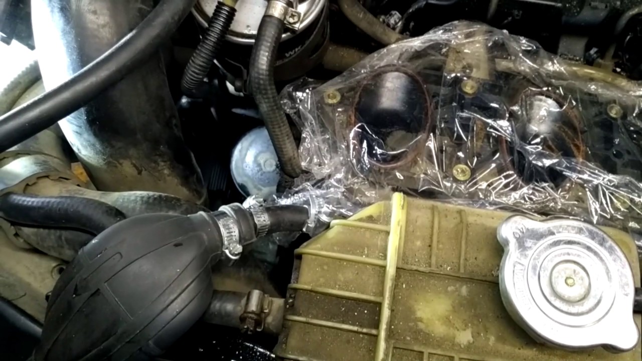 Ручной насос подкачки топлива Vito 638. Куда ставить. Подсос воздуха.