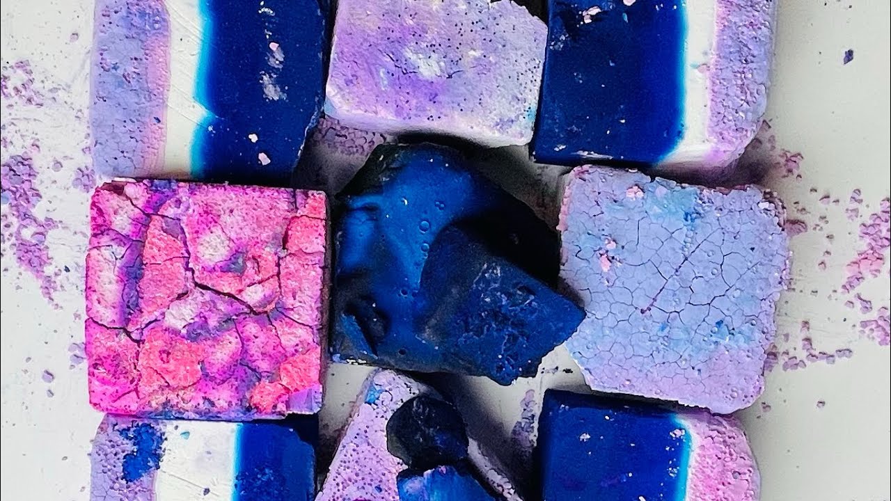 fresh Powdery Dyed Blocks of Gym Chalk