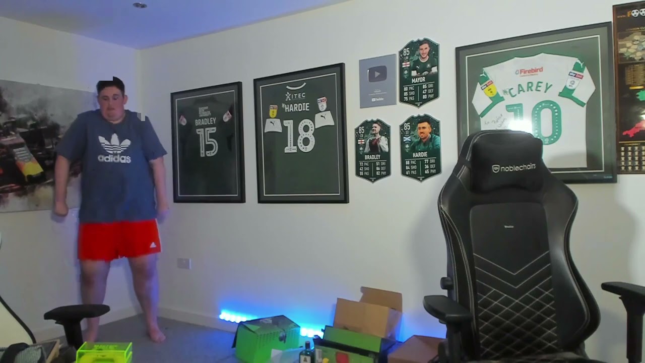 Pieface Tries To Copy Ronaldo