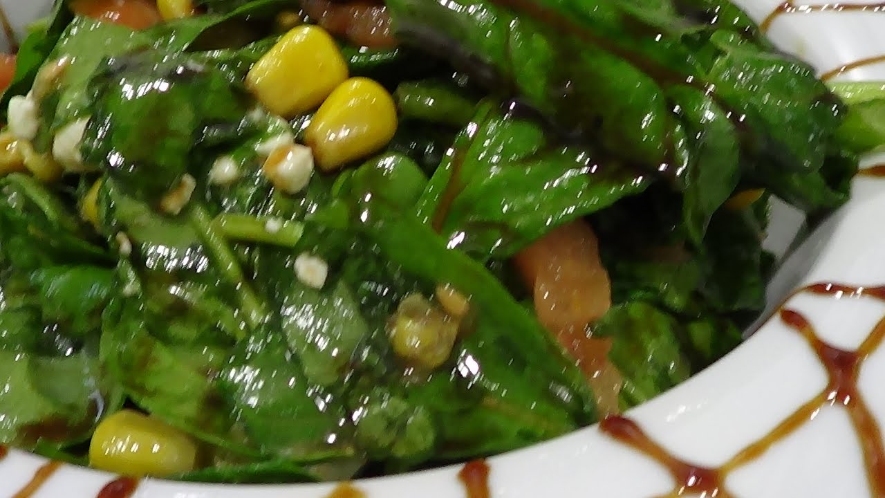Ensalada de espinacas frescas