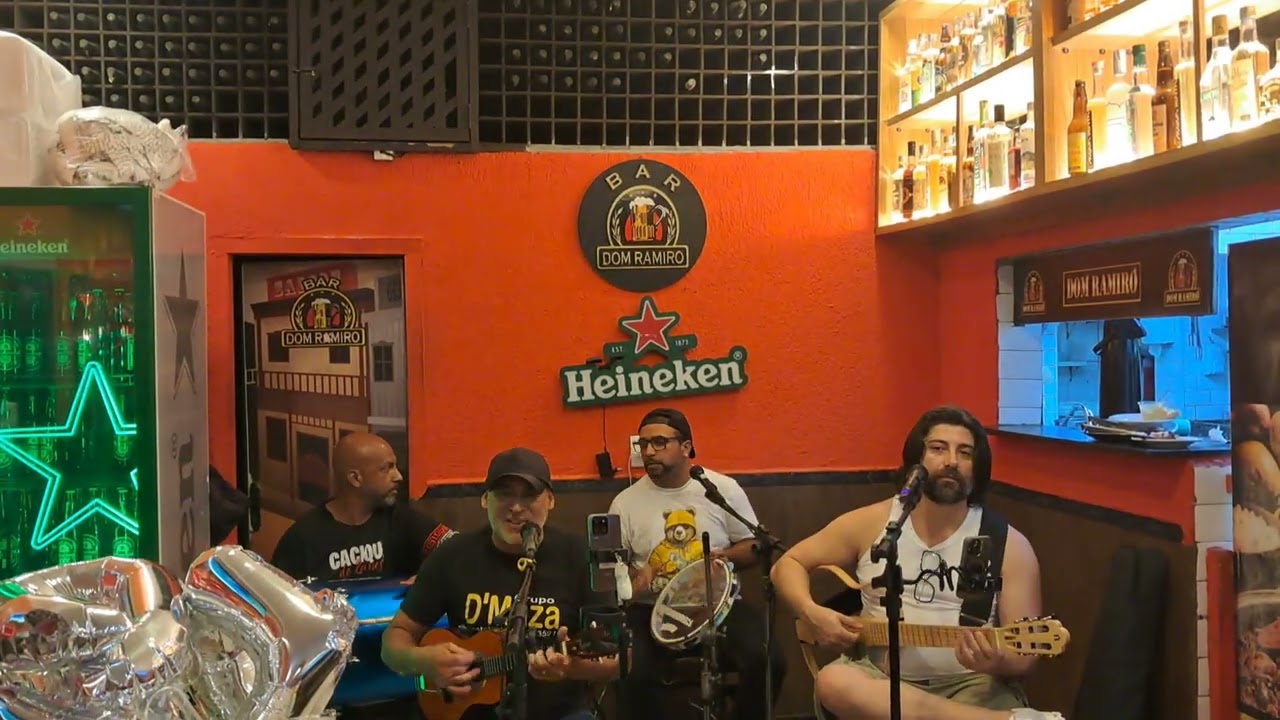 Aniversário dos meus amigos Dani e Adilson no Dom Ramiro parte 2