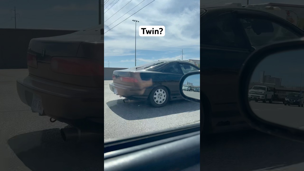 twin? #honda #jdm #cartok #civic #acura #funny #integra #drift #kabz #shorts #vtec #bseries #kanashi