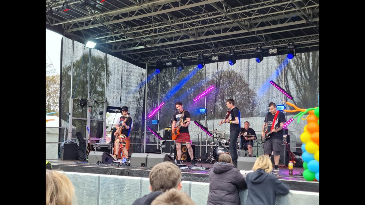 The Fragz - Nebraska (Live At MacMoray Festival, Elgin) - 30/4/23