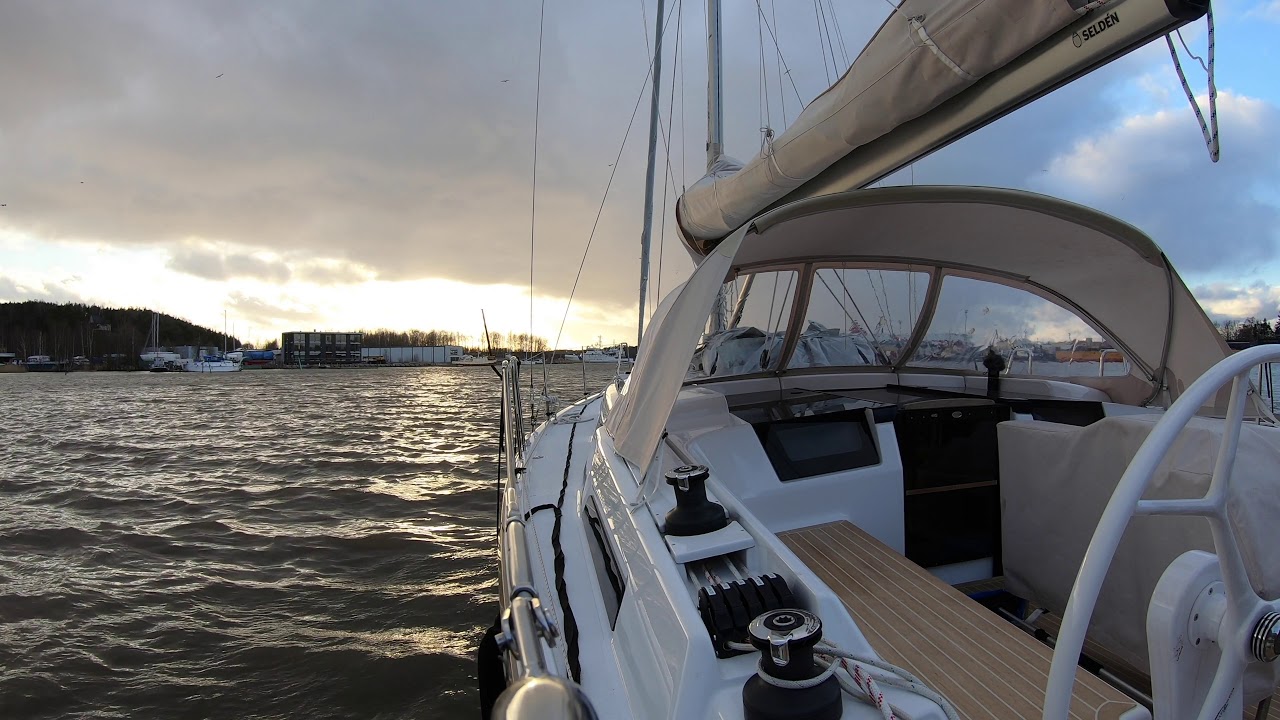 SLOW TV - 60 Minutes 4K from Moored Sailboat in Turku 3.4.2020