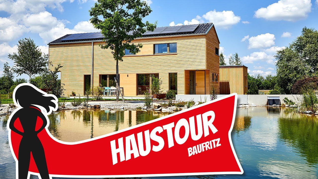 Haustour: Gesundes Holz-Fertighaus mit Tiny House-Anbau von Baufritz | Hausbau Helden