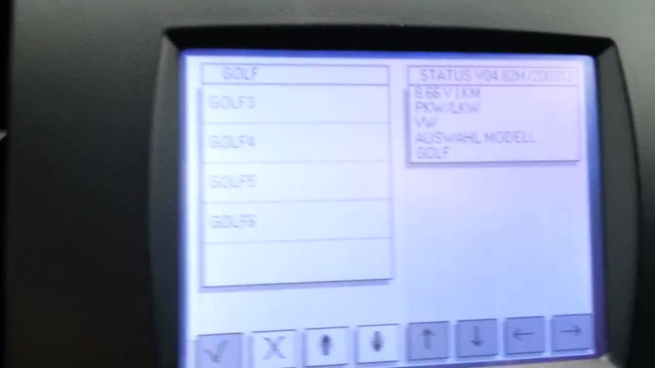 Digiprog3 / Digiprog III - Меняем показания одометра VW Golf 5 2004 года