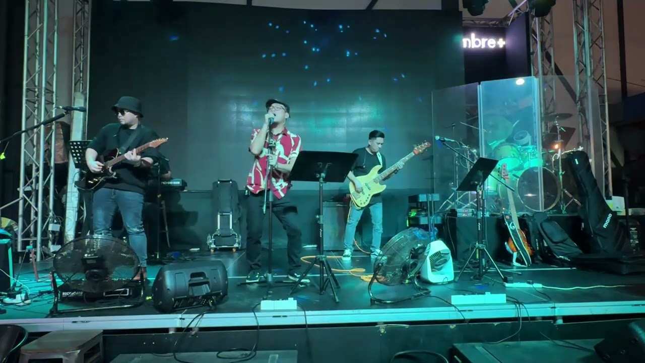 Mistaken Identity Live @ Timbre+ One North Singapore