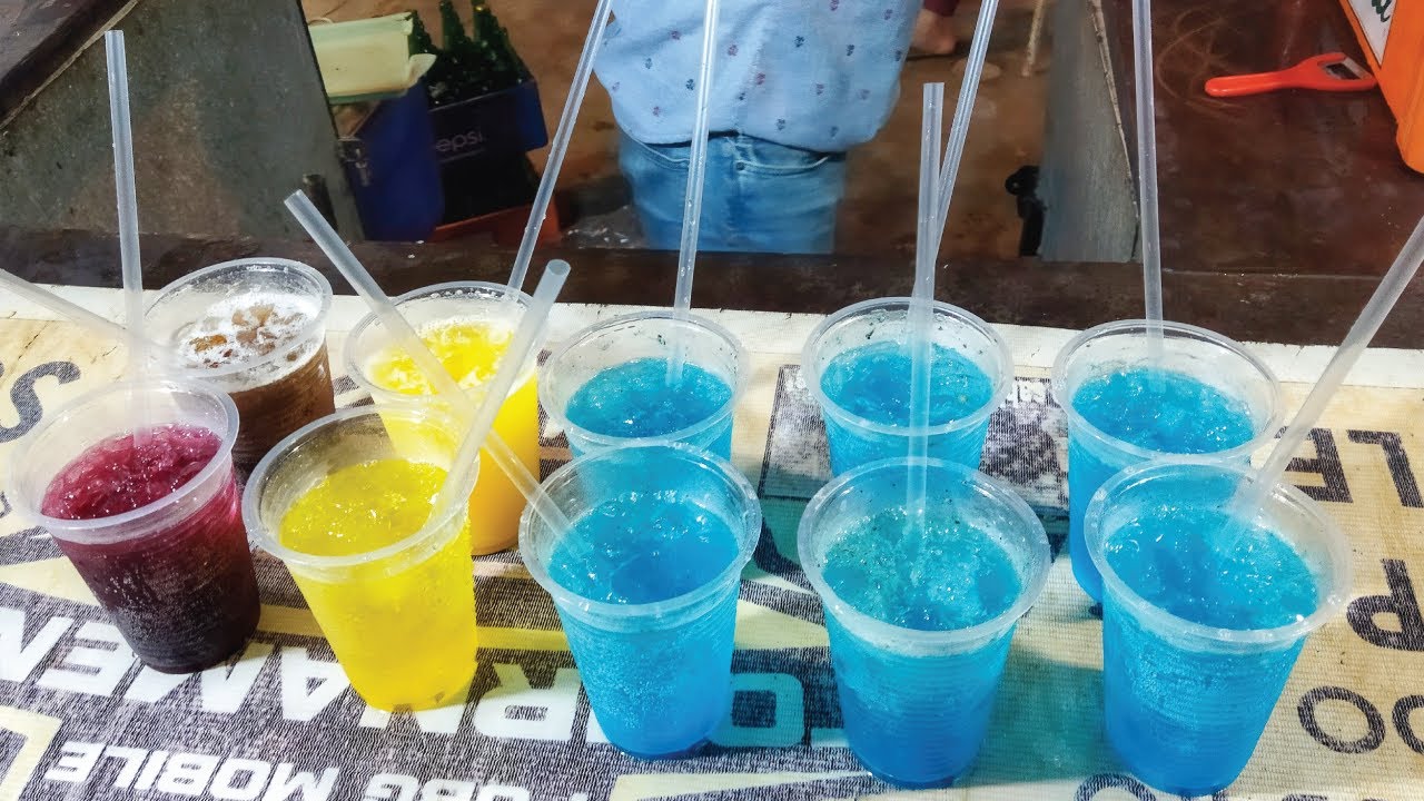 Amazing Lemon Soda | Blueberry LIMCA At Pakistani Street Food | Karachi's Best Summer Drink