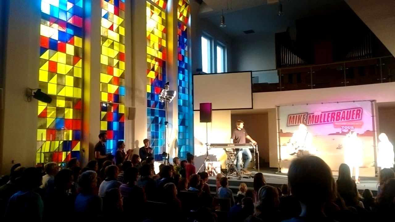 Ich sag einfach die Wahrheit - Mike Müllerbauer (live, nur Ende) - Andy gesteht Lüge