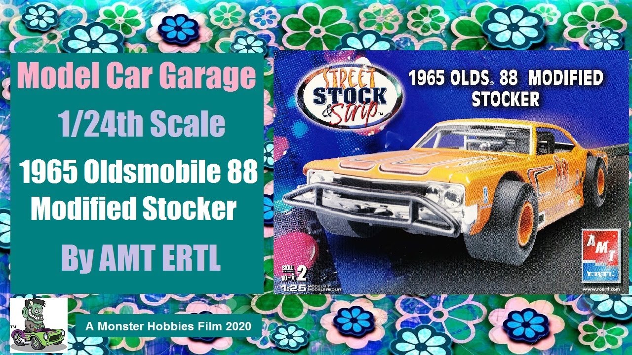 Model Car Garage - 1965 Oldsmobile Rocket 88 Modified Stocker Model Kit by AMT/ERTL - Unboxing