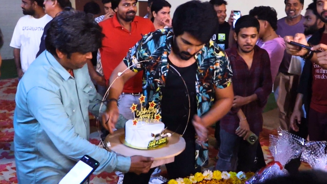 Udne Ki Aasha 2 Years Completed Celebration On sets | Star Plus