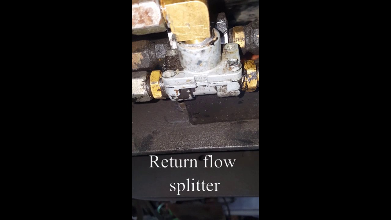Peterbilt 379 Fuel line Return Flow Splitter