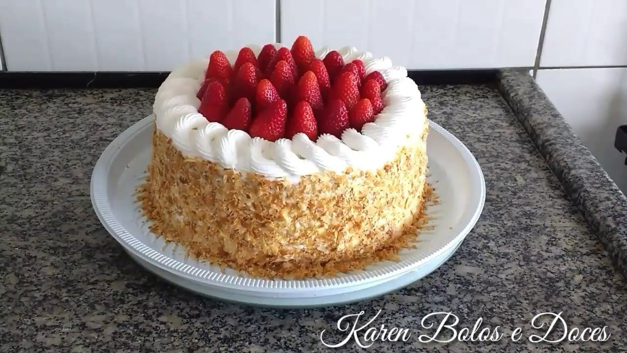 Bolo estupendo ( espetáculo de morango ) o melhor bolo de morango do mundo !