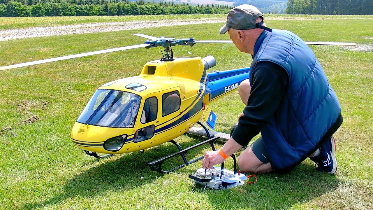 FANTASTIC RC AS-350 ECUREUIL / SCALE MODEL ELECTRIC HELICOPTER / FLIGHT DEMONSTRATION !!!