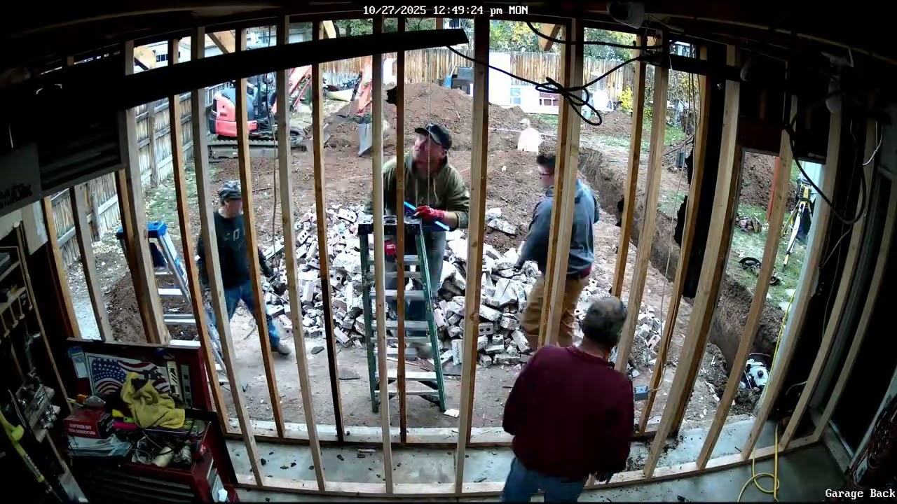 Bob Garage interior Day 1