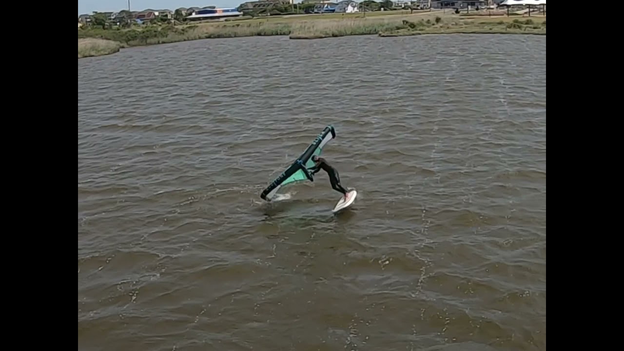 First wing foiling session with my 5m Duotone Slick