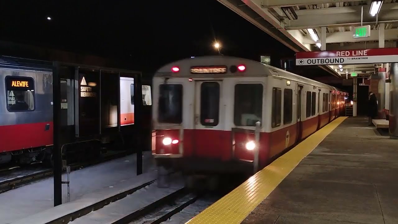 Red Line Types 1/2 #1630/#1702 + Type 4 #1915/#1935 at JFK/UMass 
