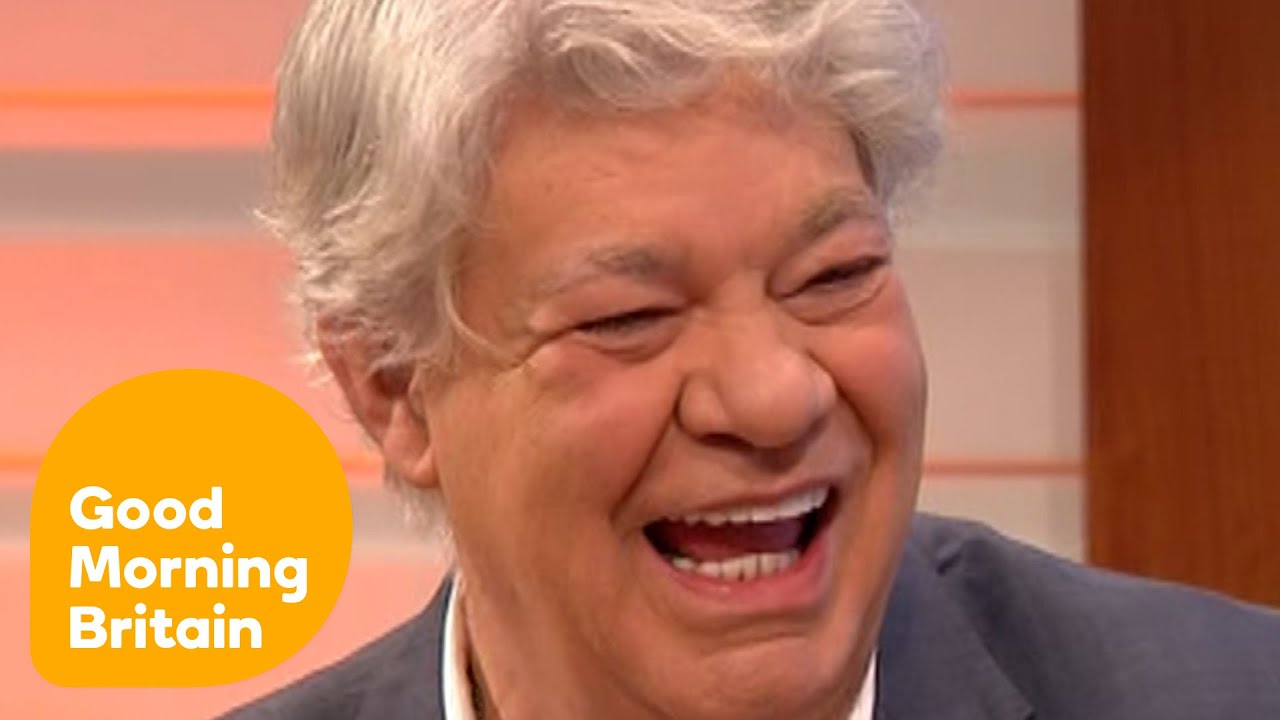 Matthew Kelly To Play Ugly Sister In Cinderella | Good Morning Britain