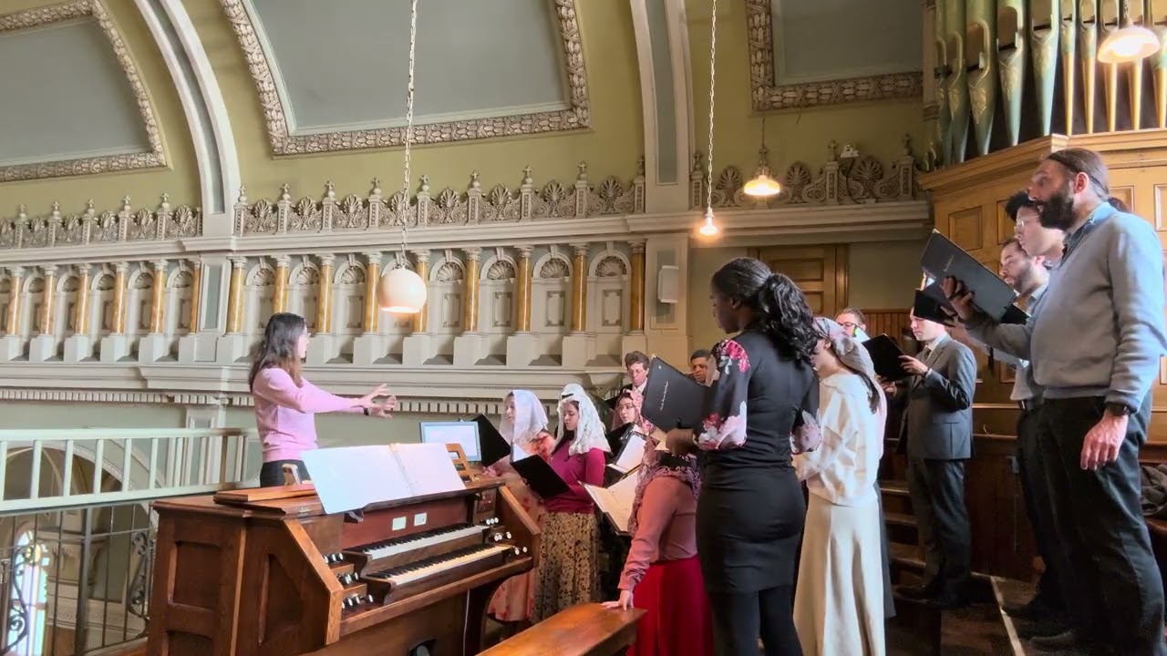 Rebus Creatis Nil Egens - Hymne Latin pour le carême - Chorale de la Mission saint-Irénée-de-Lyon