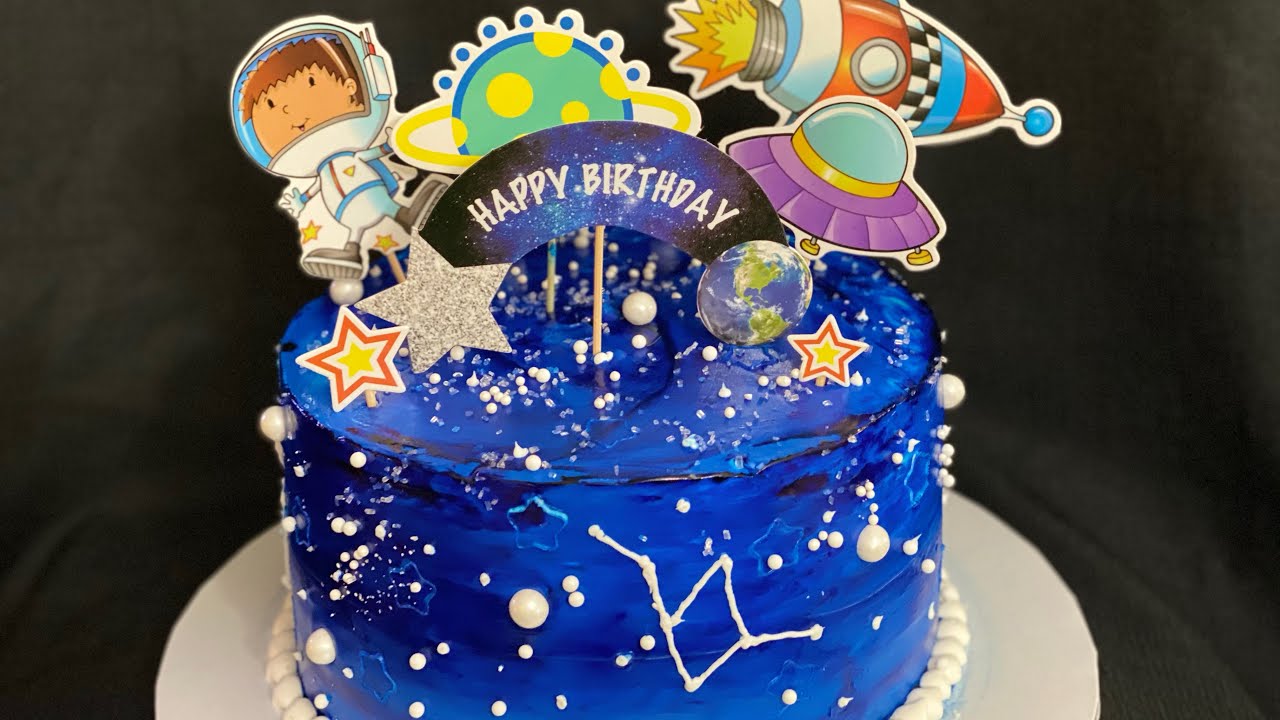 Decoracion pastel espacial...