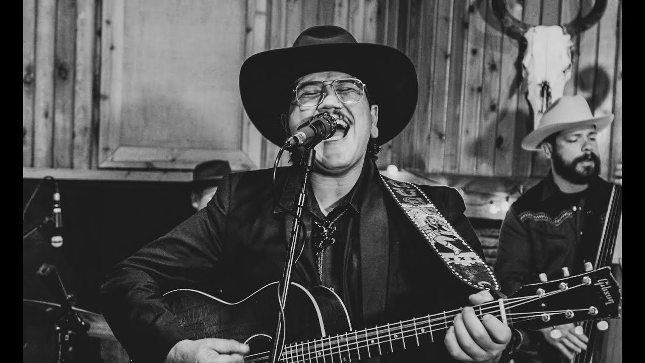 Gus Clark - Honky Tonkitis (Carl Butler Cover) | Austin Artist Spotlight