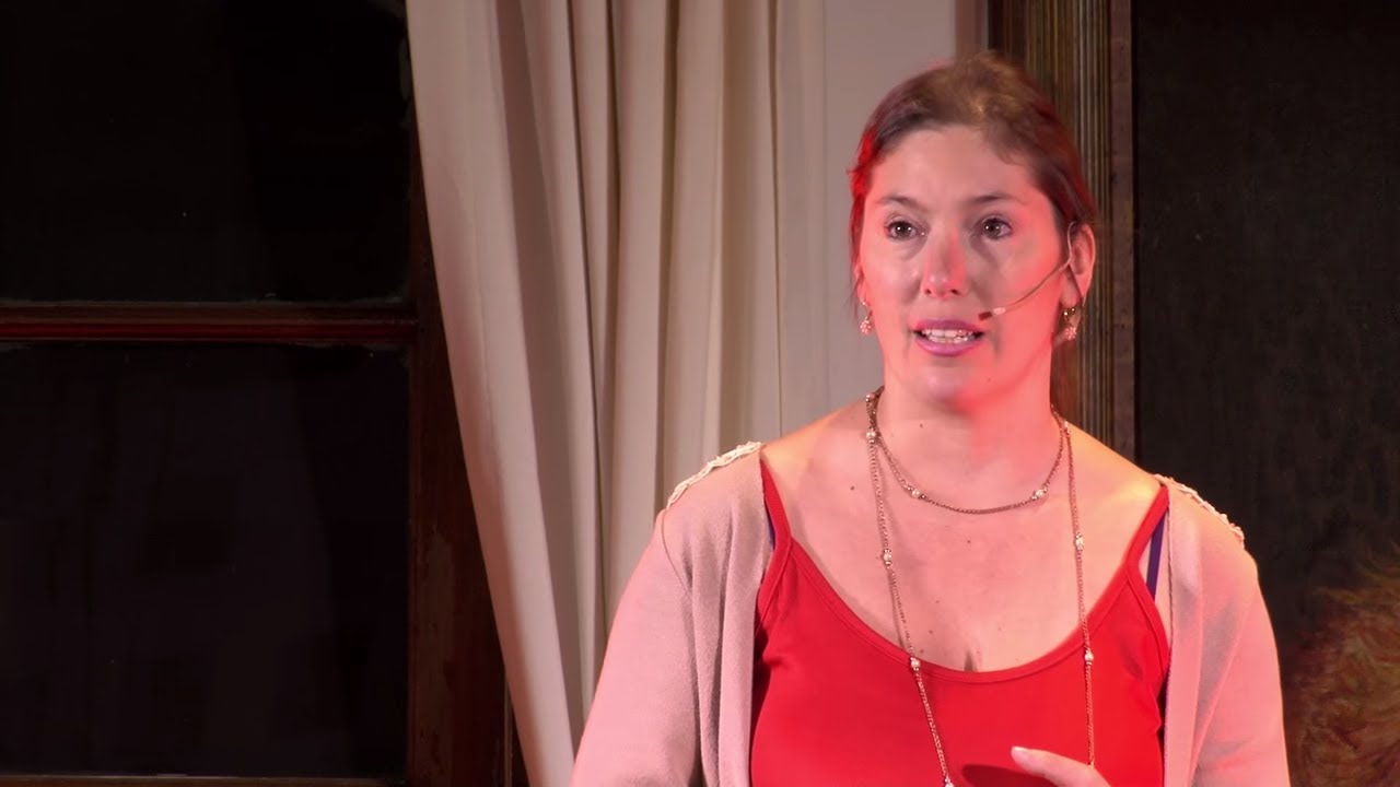 Alterando estereotipos: el mundo militar | Carolina Urtea | TEDxSanIsidroWomen