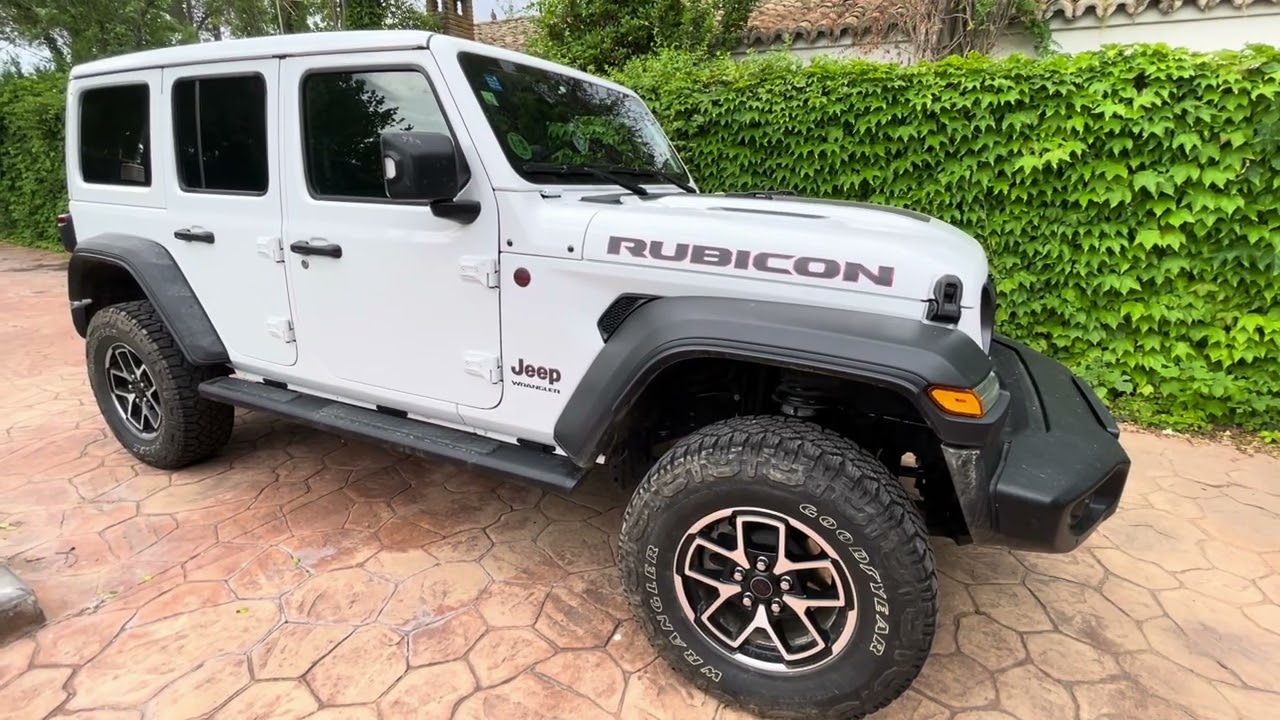 Análisis equipamiento Jeep Wrangler JL 2.0 T Unlimited Rubicon modelo 2024.