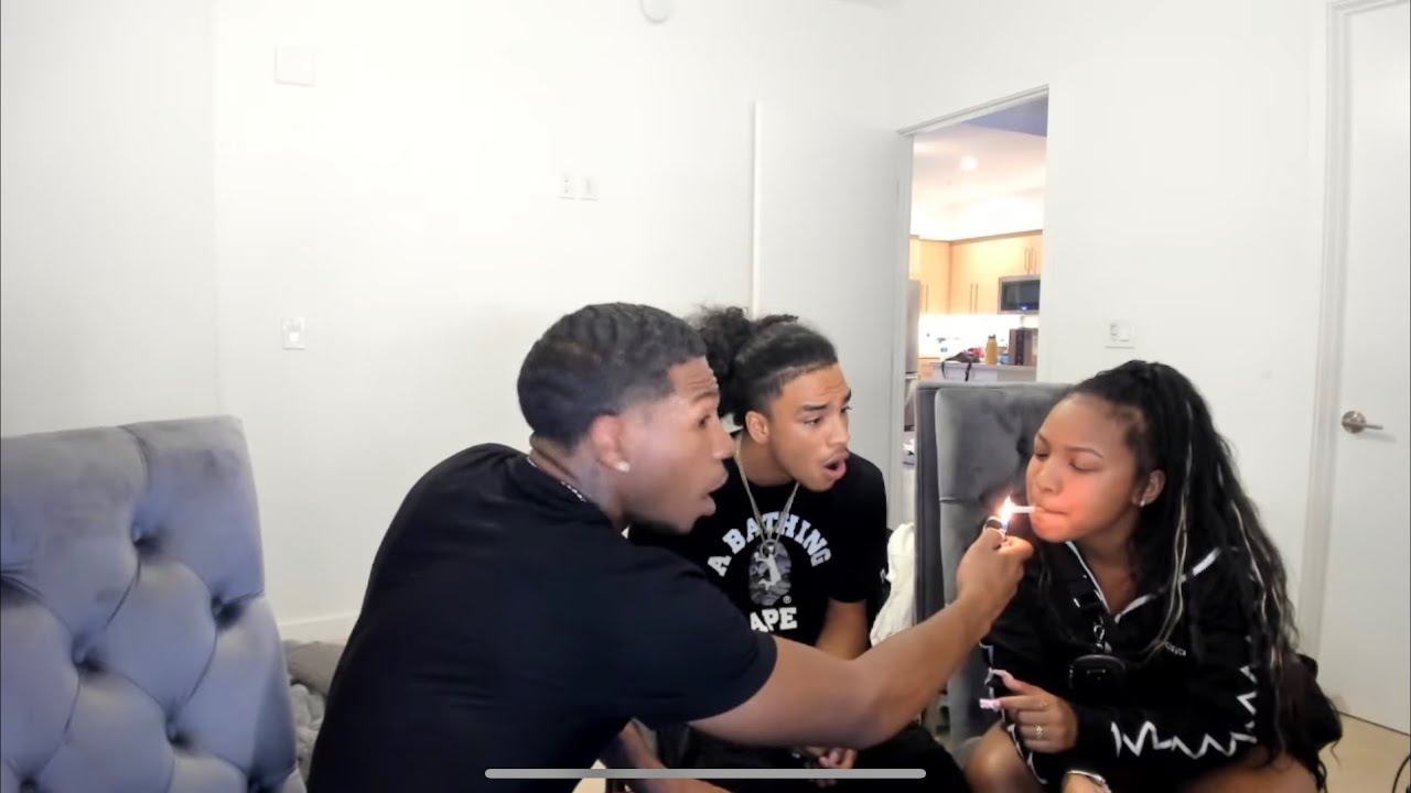 I SMOKED A CIGARETTE IN FRONT OF BROOKLYN AND HER BOYFRIEND TO GET THEIR REACTION *THEY HIT IT*