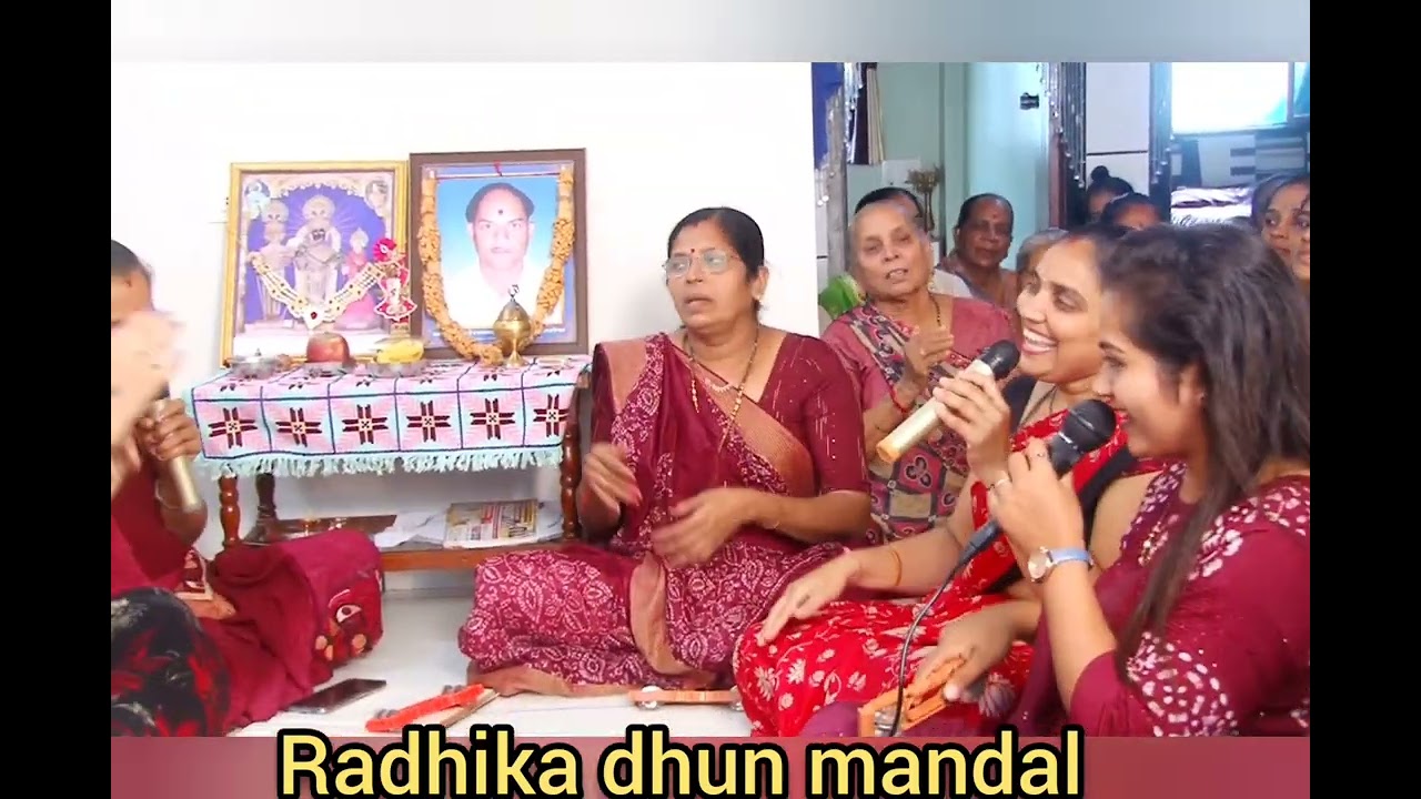 વ્રજ માં ગોકુળિયું છે ગામ વાલમ જુમખડું રે